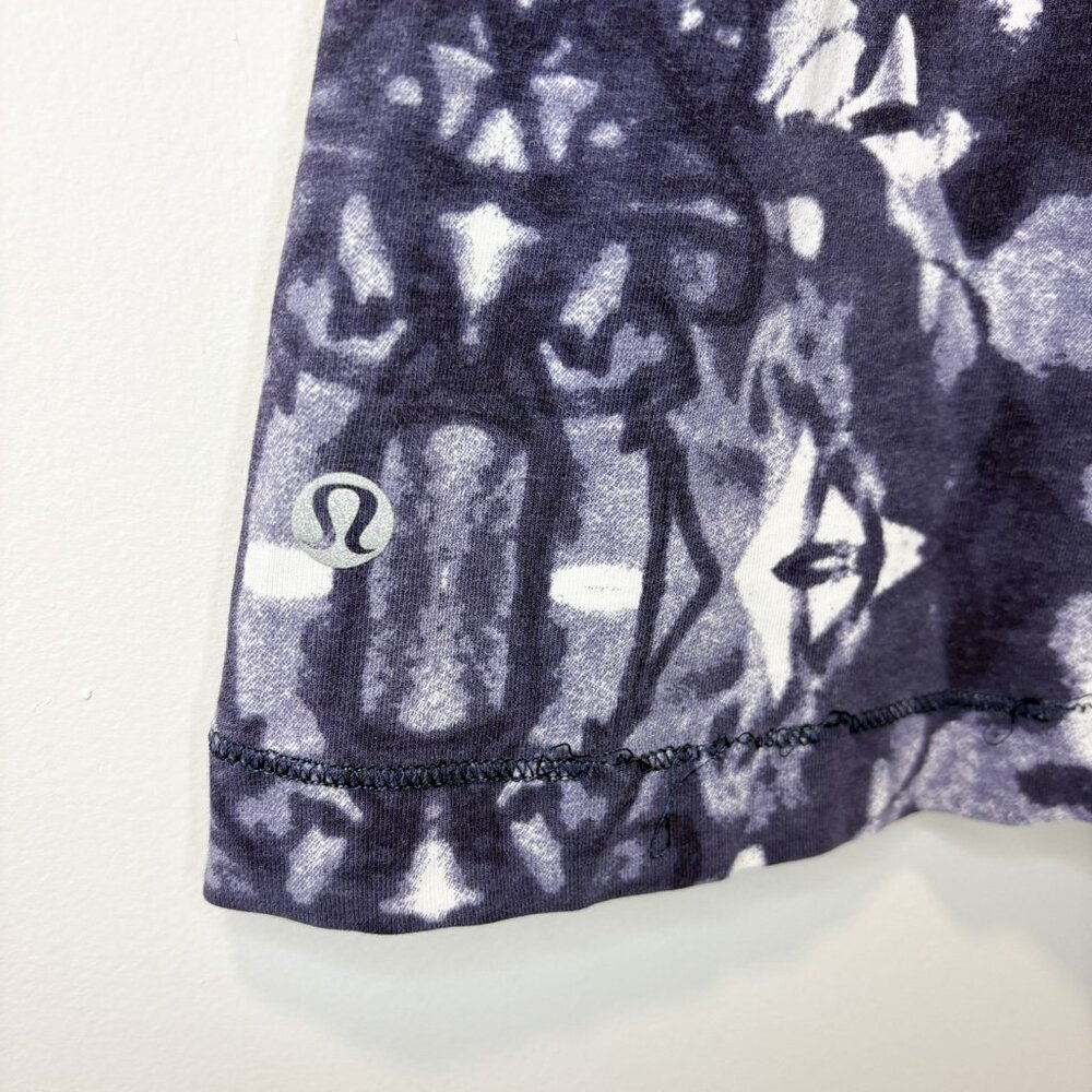 Lululemon Every Yogi Tee Ink Blot Print Size 8 Sh… - image 3